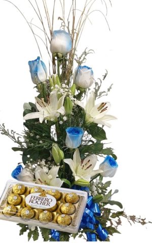 Copa 6 rosas azules y lilium blancos c/bomb x12un