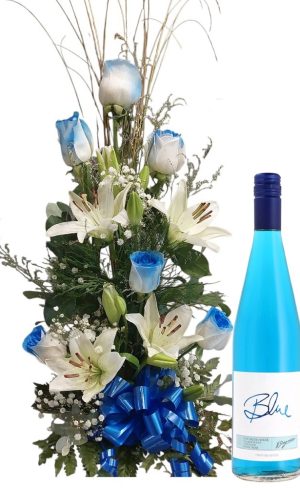 Copa 6 rosas azules y lilium blancos con vino stagnari Blue